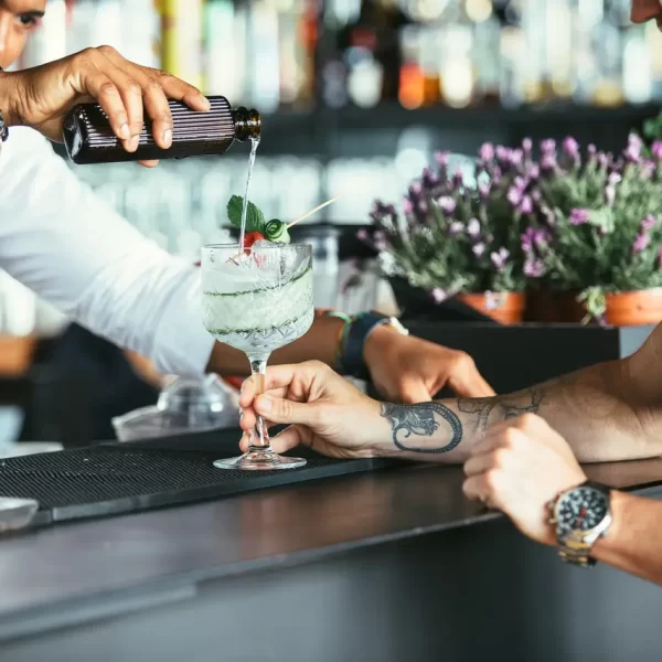 serving-cocktail-at-the-bar-counter.jpg